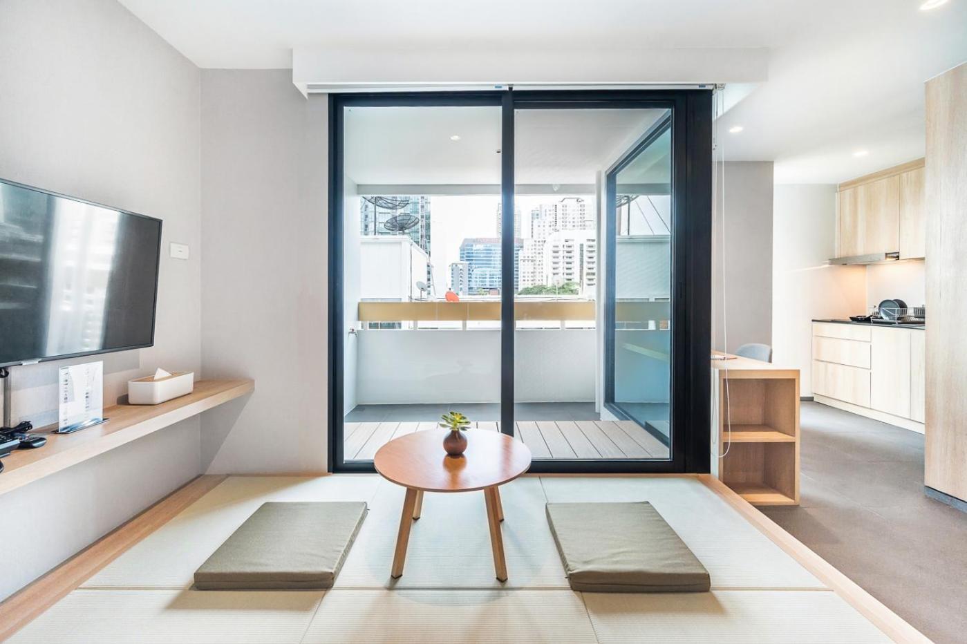 Livezen Bangkok Sukhumvit Hotel Luaran gambar