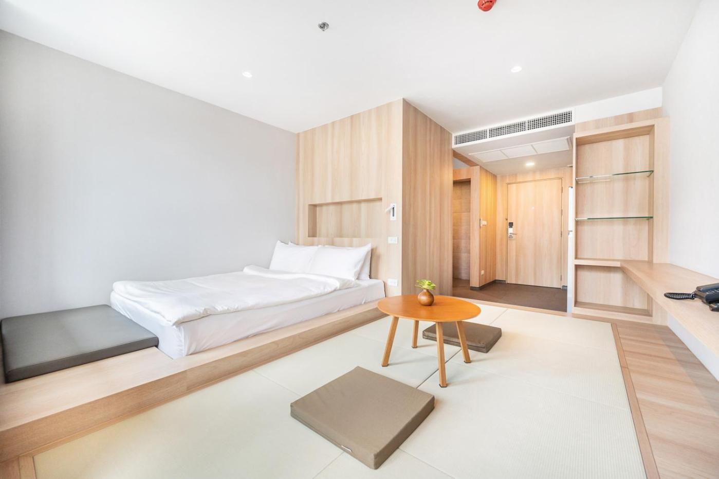 Livezen Bangkok Sukhumvit Hotel Luaran gambar